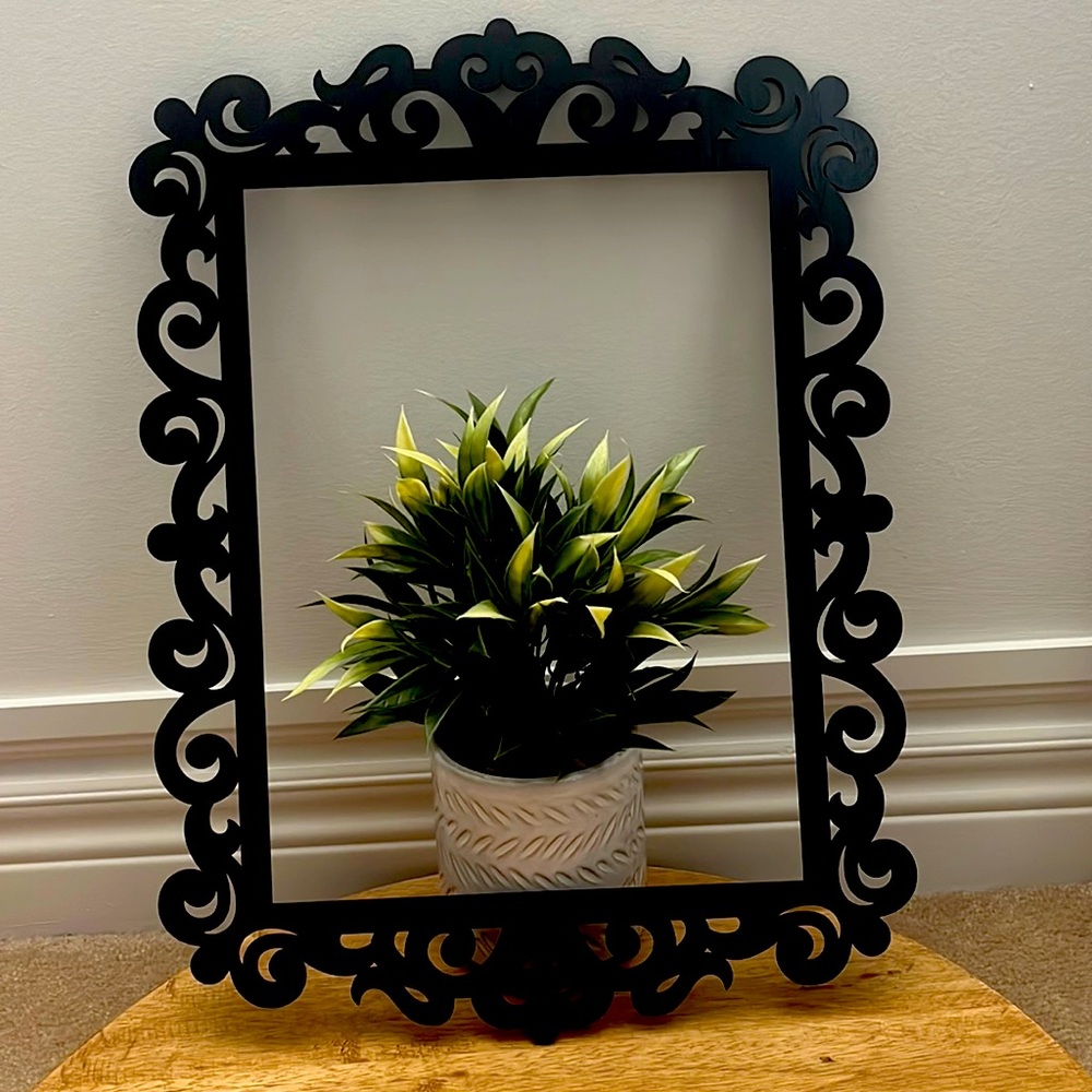5/$20 Black wood flat frame